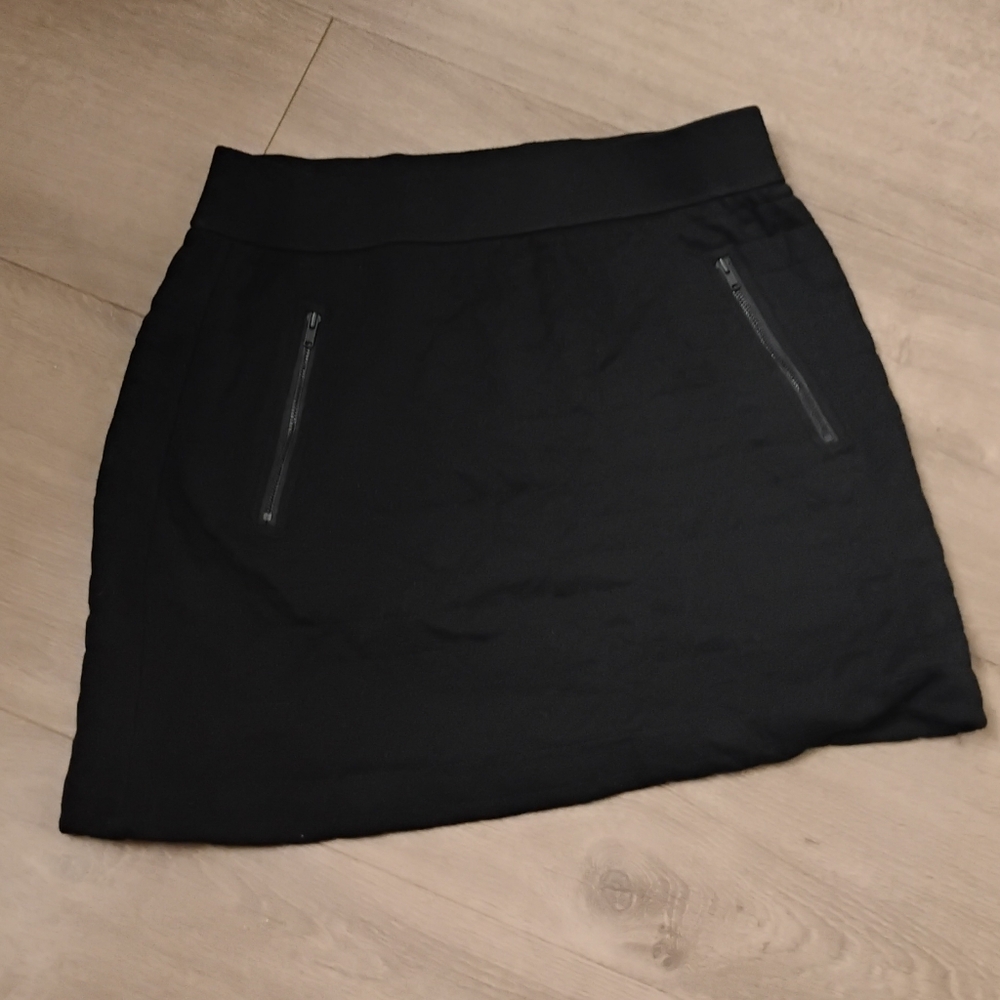 Theory Women's Quilted Sudeena Hadrian Wool Mini Skirt